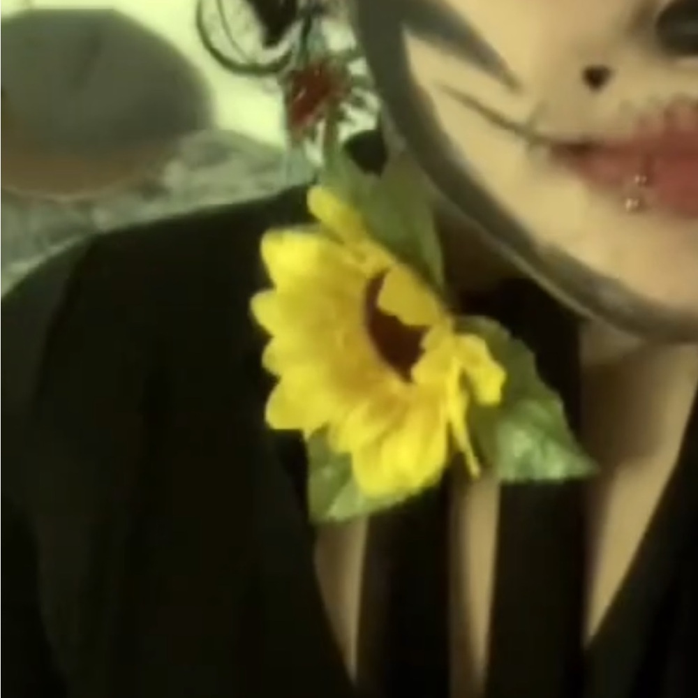Homemade Sunflower Accessory Clip
